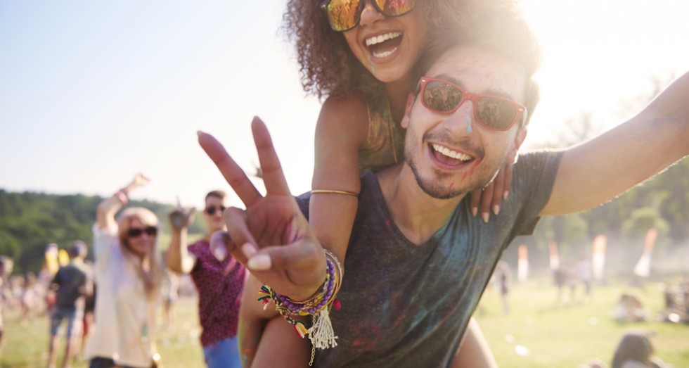 couple at music festival